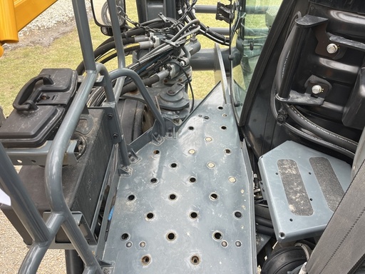 https://photos.machinefinder.com/56/10310556/70740252_large_85837.jpg