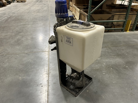 https://photos.machinefinder.com/57/10316457/65579044_large_18383.jpg