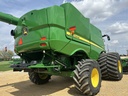 https://photos.machinefinder.com/16/10321216/79393302_large_26202.jpg