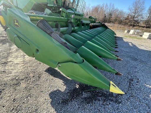 https://photos.machinefinder.com/06/10329506/71879650_large_63810.jpg