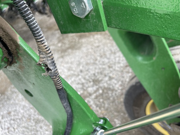 https://photos.machinefinder.com/11/10353411/65925171_large_14207.jpg