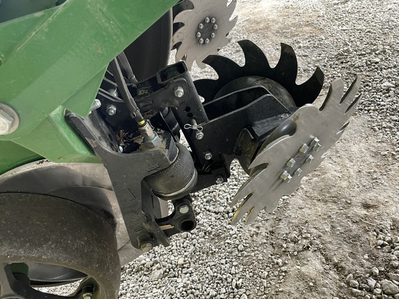 https://photos.machinefinder.com/11/10353411/65925204_large_94433.jpg