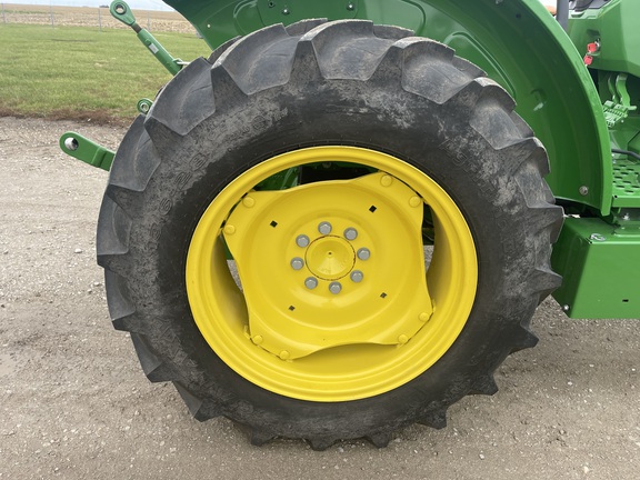 https://photos.machinefinder.com/48/10395748/69869329_large_56825.jpg