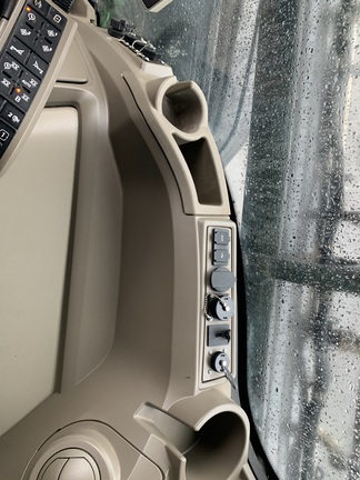 https://photos.machinefinder.com/65/10410265/70400406_large_49571.jpg