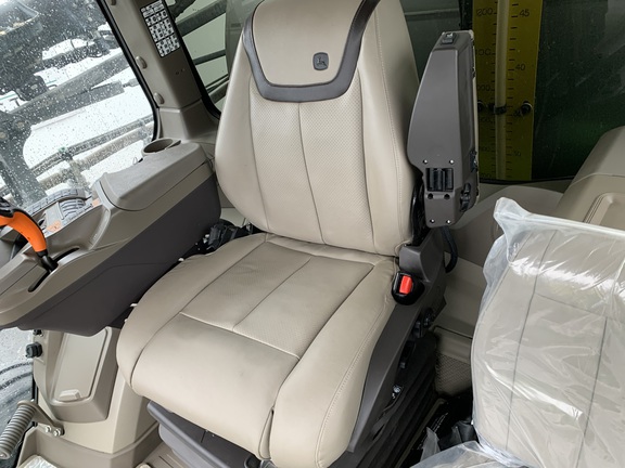 https://photos.machinefinder.com/13/10410413/70569890_large_71356.jpg