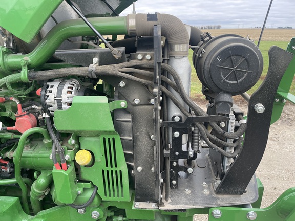 https://photos.machinefinder.com/87/10411187/69869693_large_1489.jpg