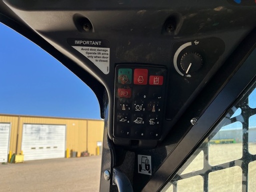 https://photos.machinefinder.com/74/10411474/66584979_large_40715.jpg