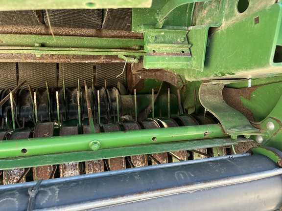 https://photos.machinefinder.com/12/10426912/76333128_large_92841.jpg