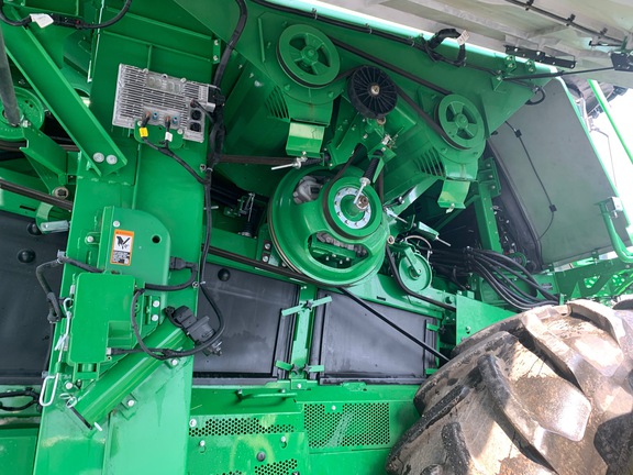 https://photos.machinefinder.com/52/10436052/75481636_large_73384.jpg