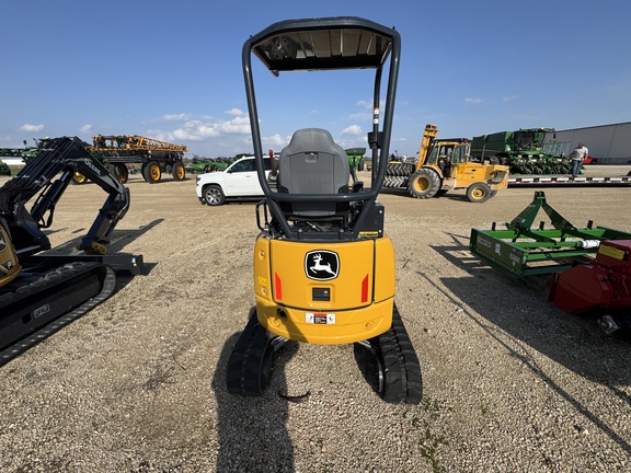 https://photos.machinefinder.com/52/10452452/79354229_large_95644.jpg