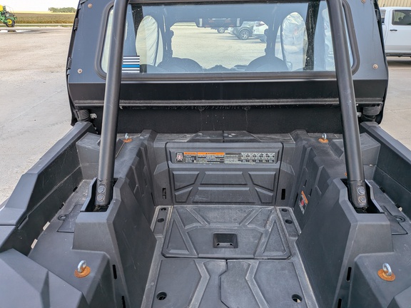https://photos.machinefinder.com/50/10460750/75520580_large_84796.jpg
