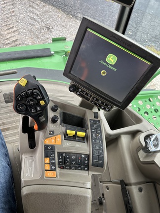 https://photos.machinefinder.com/69/10478369/75730436_large_6728.jpg