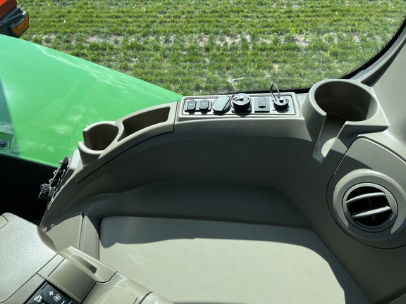 https://photos.machinefinder.com/75/10486275/67418976_large_87783.jpg