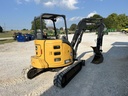 https://photos.machinefinder.com/44/10486344/68580440_large_45204.jpg