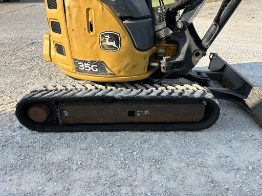 https://photos.machinefinder.com/44/10486344/68580413_large_17942.jpg