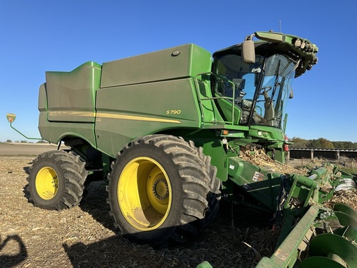 https://photos.machinefinder.com/59/10487759/69366957_large_77472.jpg