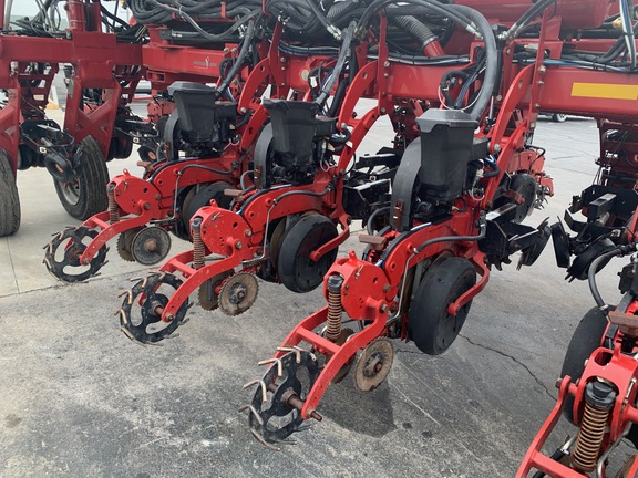 https://photos.machinefinder.com/09/10509909/78672940_large_15813.jpg