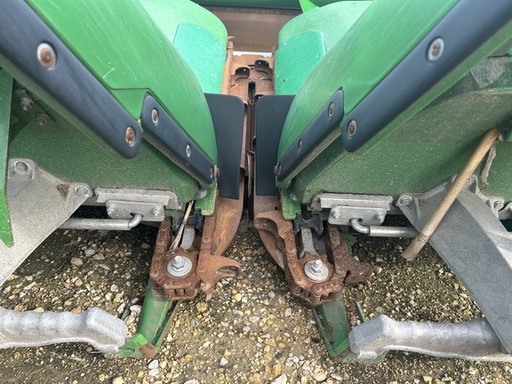https://photos.machinefinder.com/12/10531612/79380752_large_71559.jpg