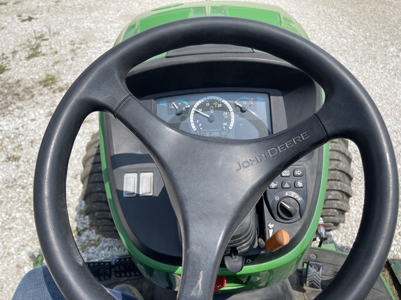 https://photos.machinefinder.com/01/10533101/68126826_large_25233.jpg