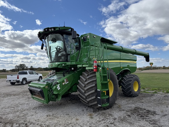 John Deere S780 2024