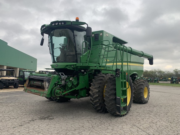 2015 John Deere S680