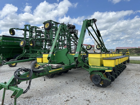 John Deere 1770 2003