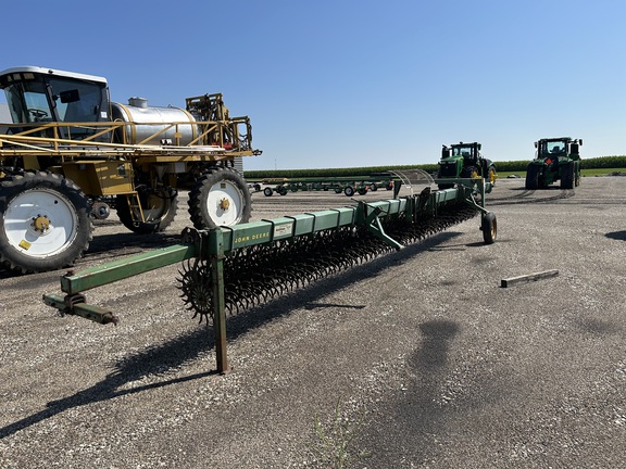 John Deere 400