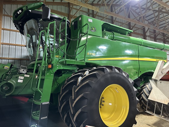 2022 John Deere S770