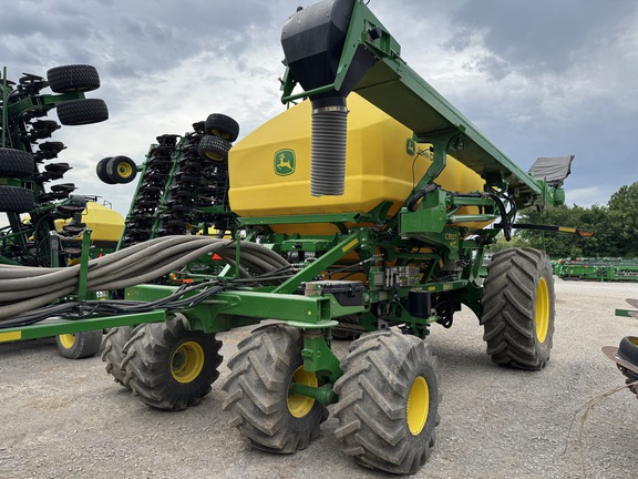 John Deere N560 2025