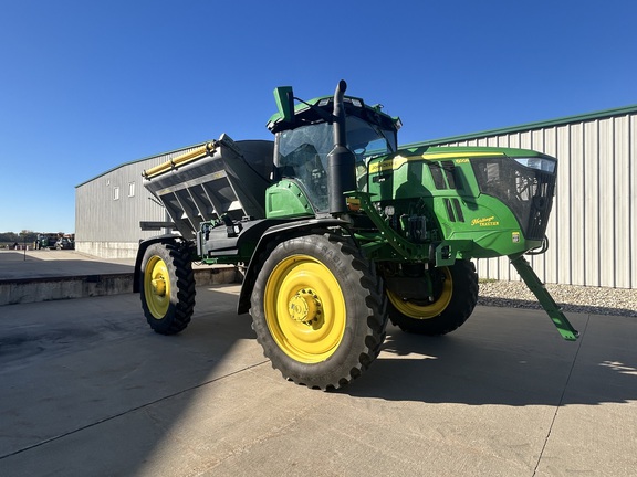 John Deere 600R 2022