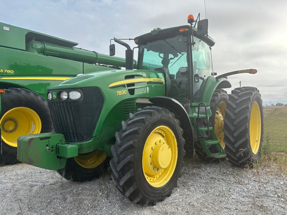 2009 John Deere 7830