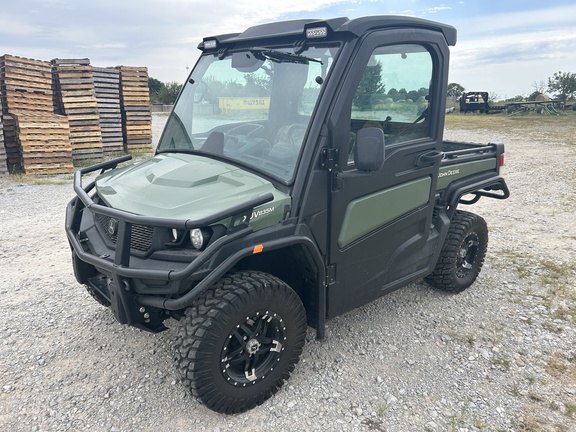 2023 John Deere XUV 835M