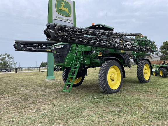 John Deere R4044 2019