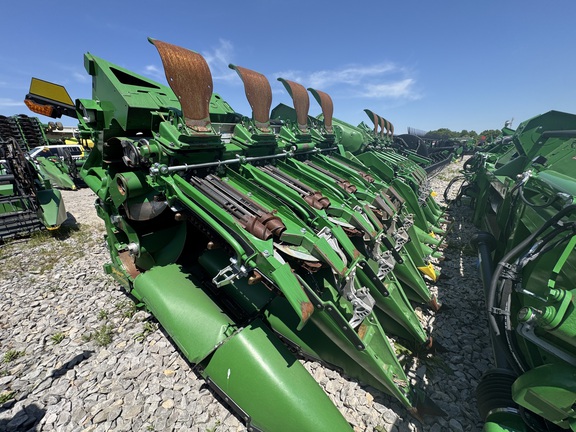 John Deere C18F 2025
