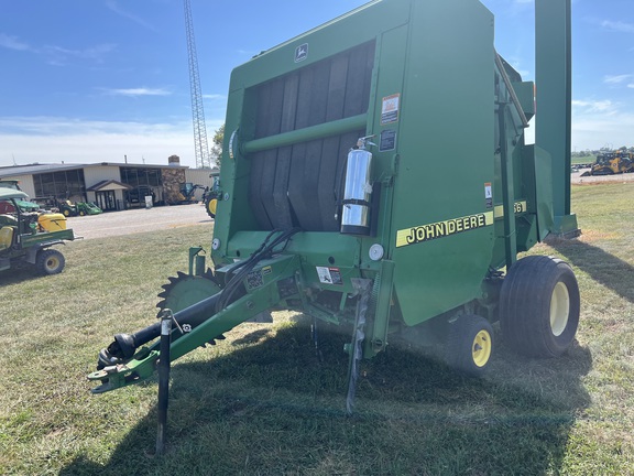 John Deere 566 2000