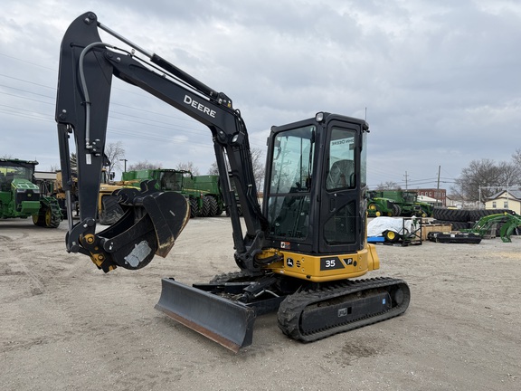 2025 John Deere 35 P