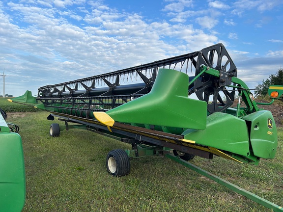 2009 John Deere 635F