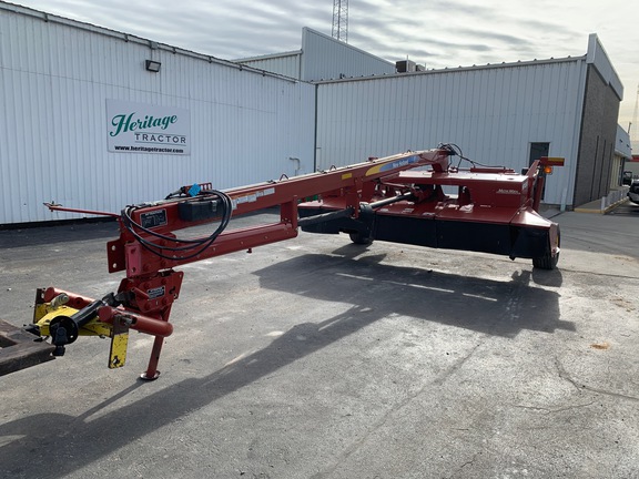 2011 New Holland H7450