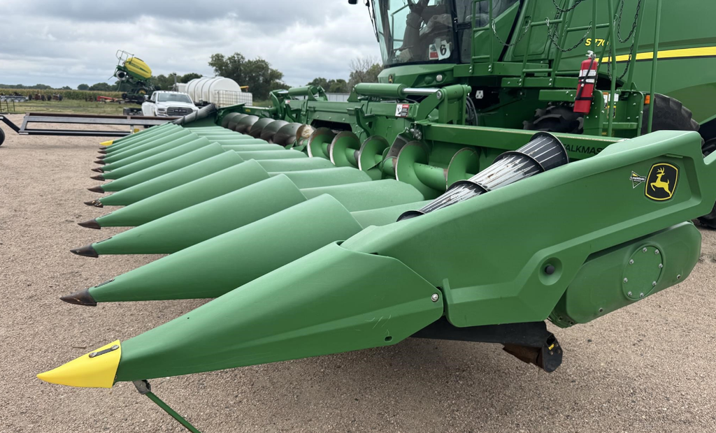 2023 John Deere C12F
