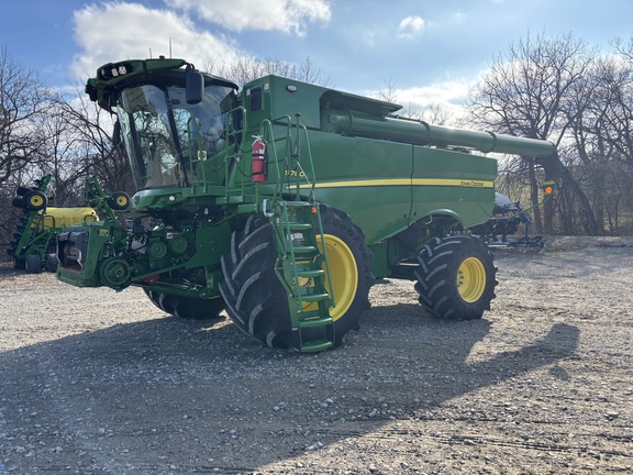 2023 John Deere S780