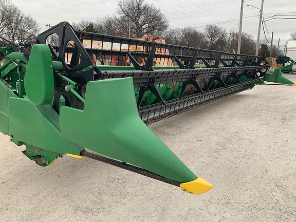 2011 John Deere 635F