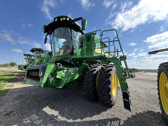 John Deere S7 700 2025
