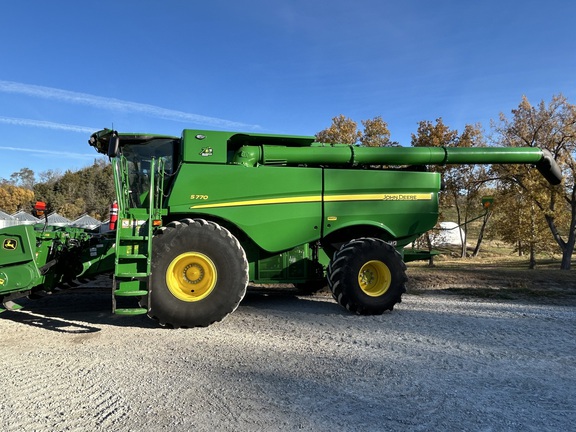 2022 John Deere S770