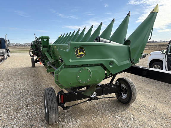 2022 John Deere C12F