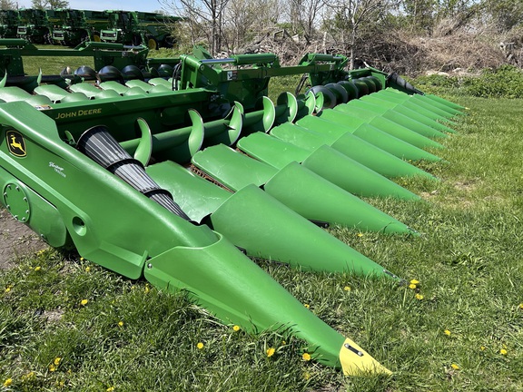 John Deere CF 12 2025