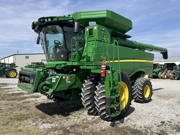 2022 John Deere S770