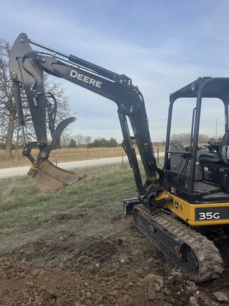 2020 John Deere 35G