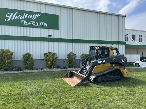 John Deere 333 P 2024