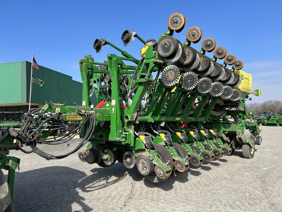 2022 John Deere 1795