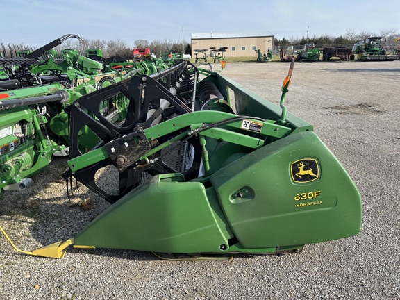 2005 John Deere 630F
